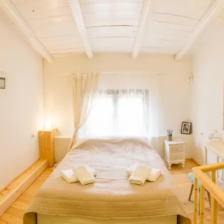 Romantic House Priotissa Ii Apartment *